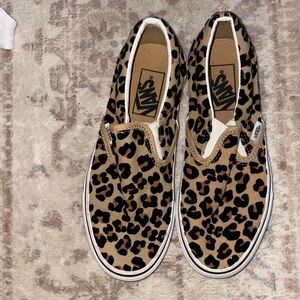 Vans Classic Leopard Slip-On Sneakers